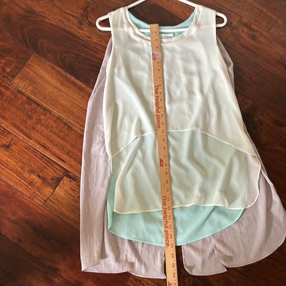 Sol | Women's Multilayered t-shirt tank top pascal colors - Picture 6 of 10
